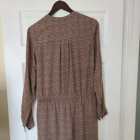 Dress - Picture 5 of 5